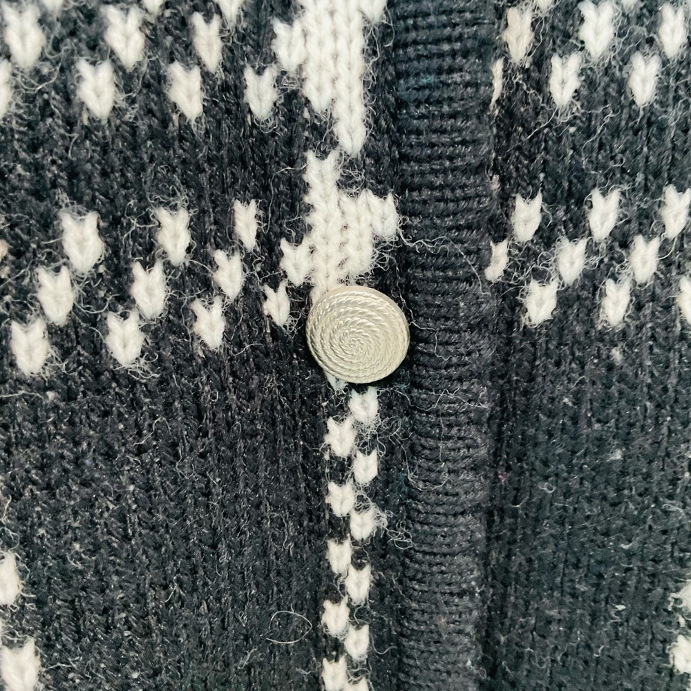 Vintage Plaid Cardigan Sweater Preppy Academia Black White M - Picture 6 of 6